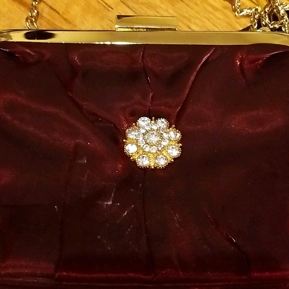 NWT Revlon Flair Clutch - Picture 2 of 9
